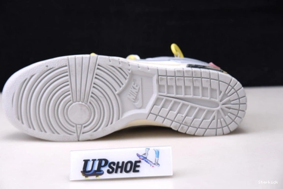 O-W 27 Lot DM1602-120 Nike Dunk Low 0817